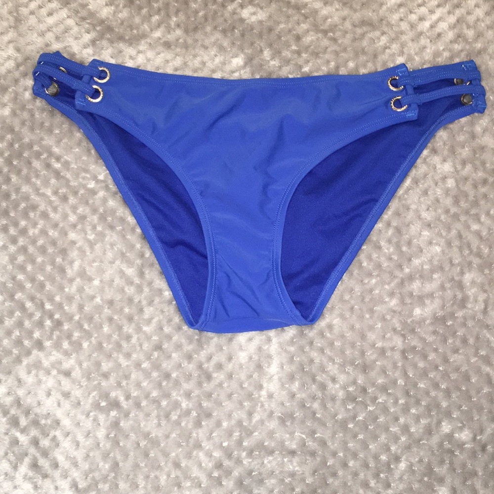 Swimsuit bottoms